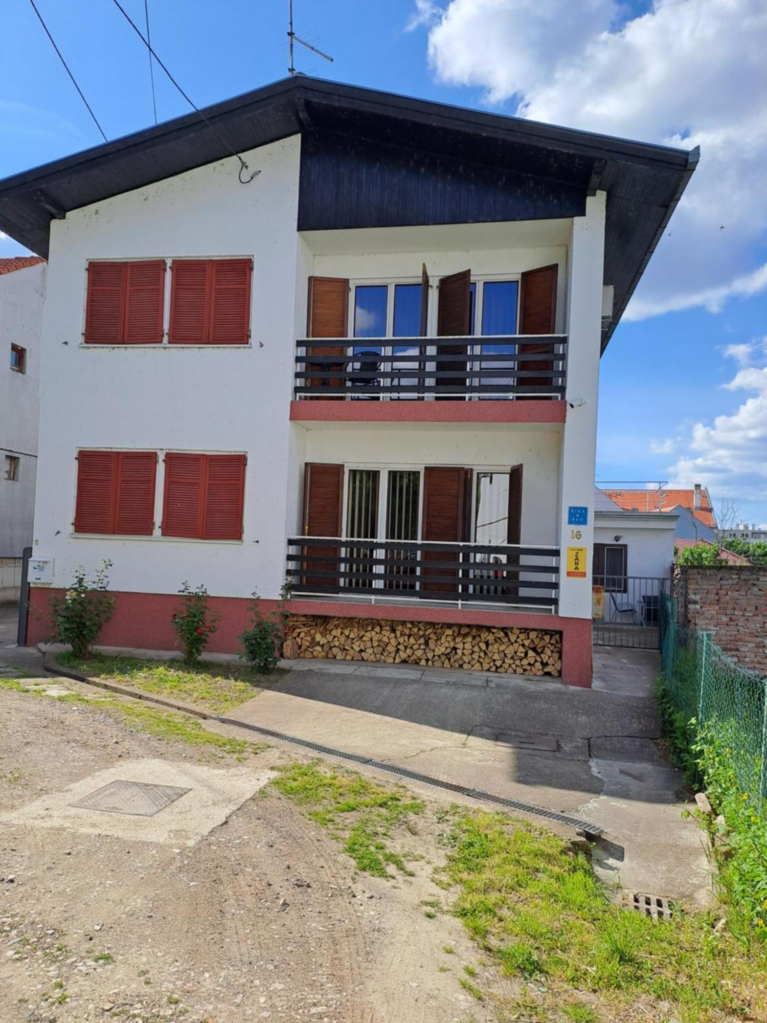 Accommodation Zara Vukovar Ngoại thất bức ảnh