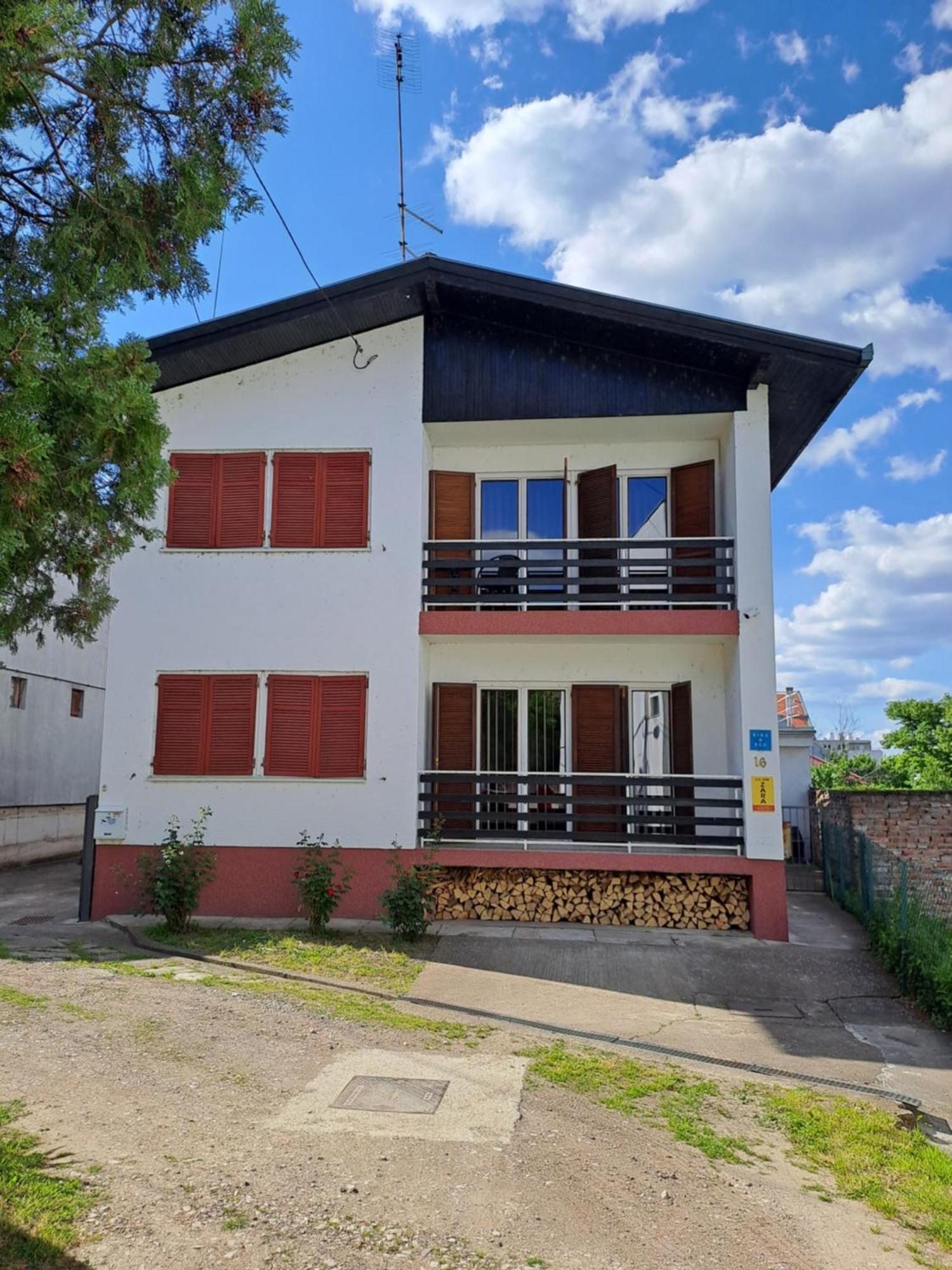 Accommodation Zara Vukovar Ngoại thất bức ảnh