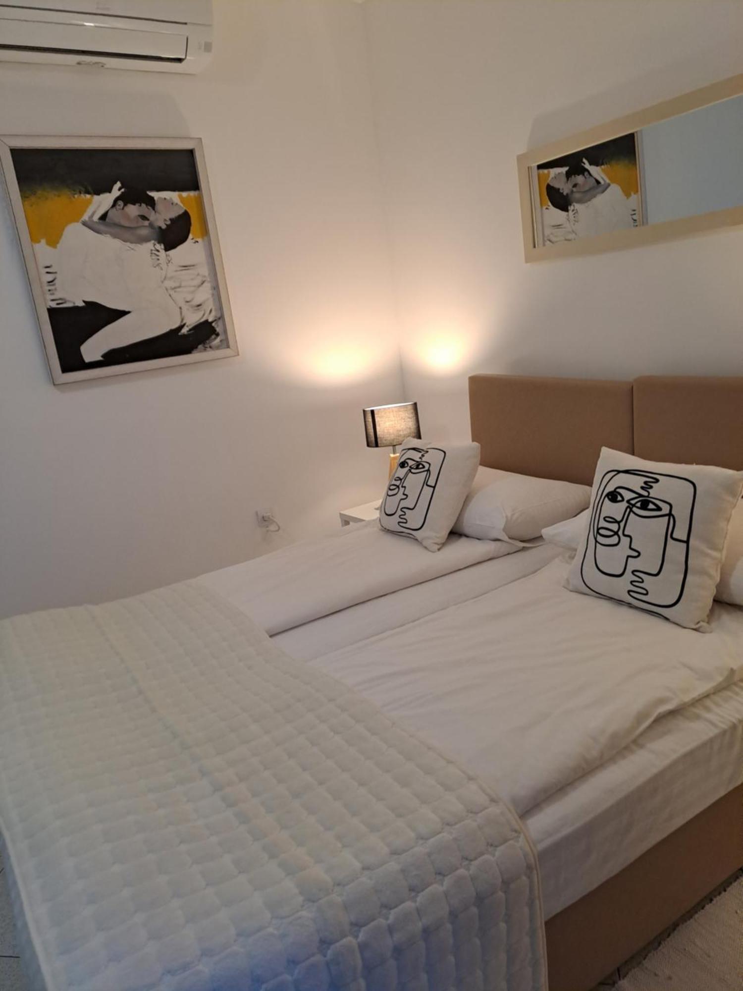 Accommodation Zara Vukovar Ngoại thất bức ảnh